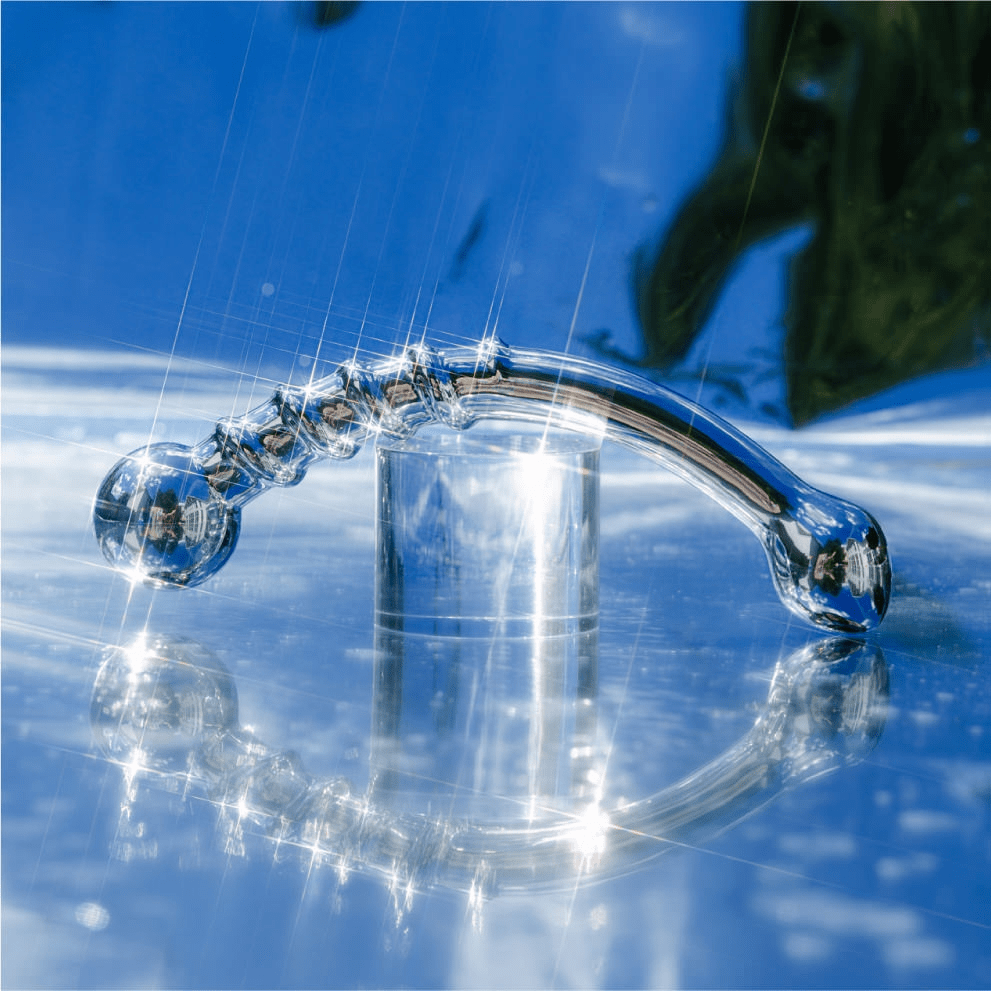 Le Wand Dildos Le Wand Bow Stainless Steel Dildo