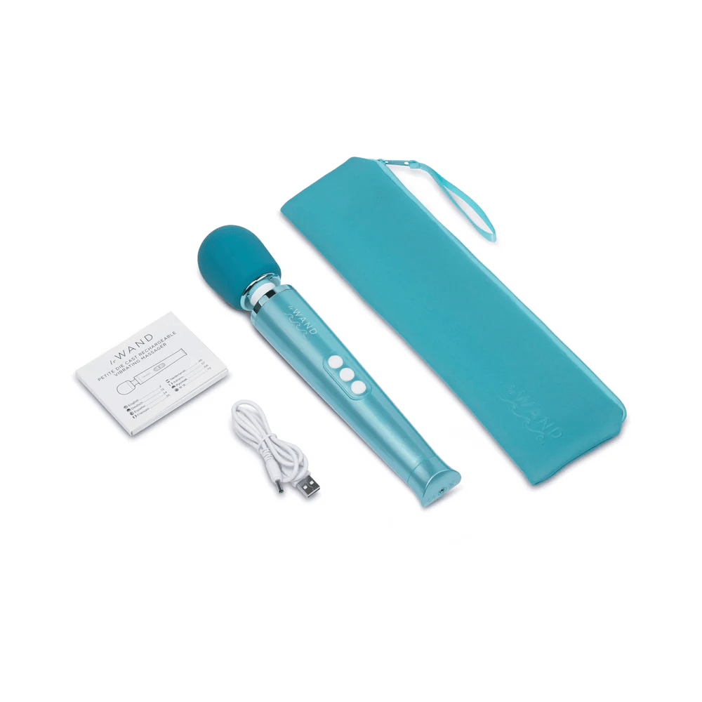 Le Wand Wand Vibrators Le Wand Dive Submersible Rechargeable Vibrating Massager