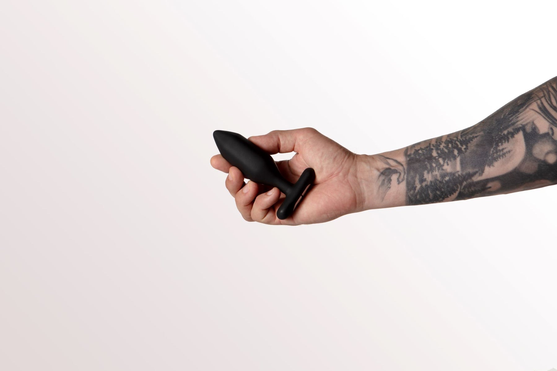 Je Joue Anal Toys Je Joue Onyx Vibrating Butt Plug