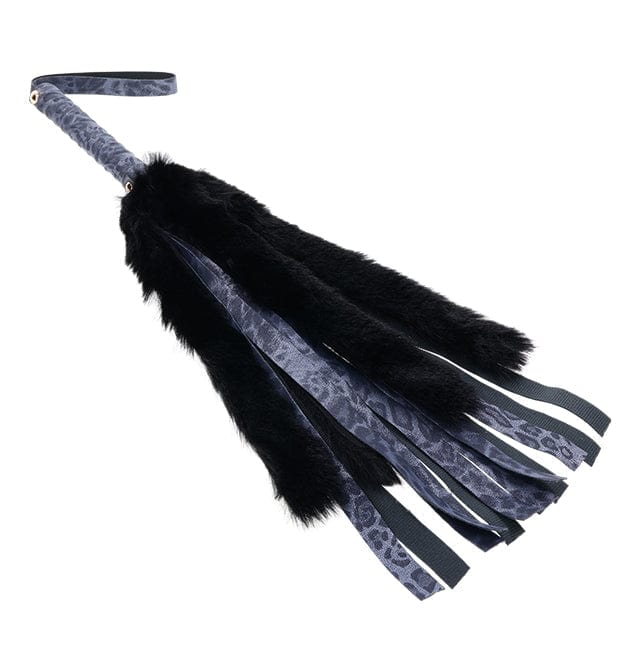 Sportsheets BDSM Sportsheets Sex & Mischief Cougar Faux Fur Flogger