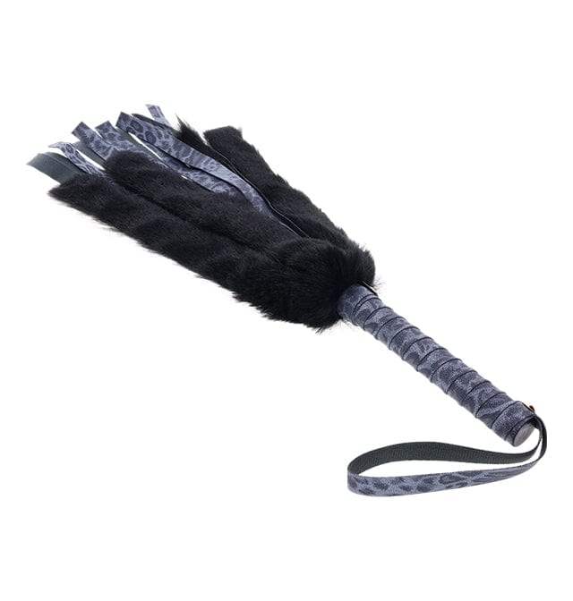 Sportsheets BDSM Sportsheets Sex & Mischief Cougar Faux Fur Flogger